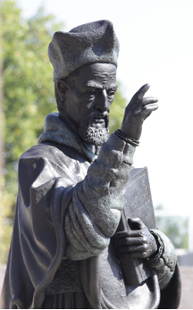 bellarmine statue