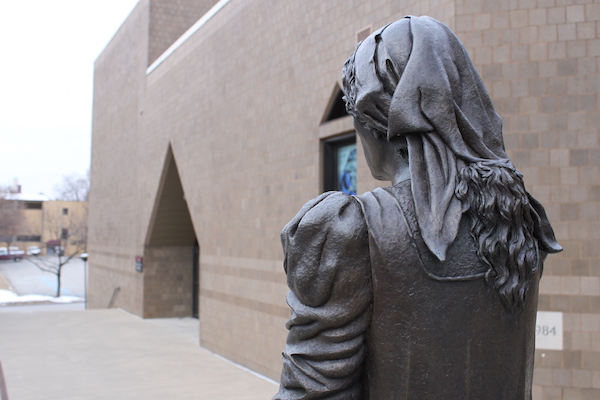 /_migrated-binaries/sf-images/default-source/news/wyatt-center.jpg?sfvrsn=ca509781_2