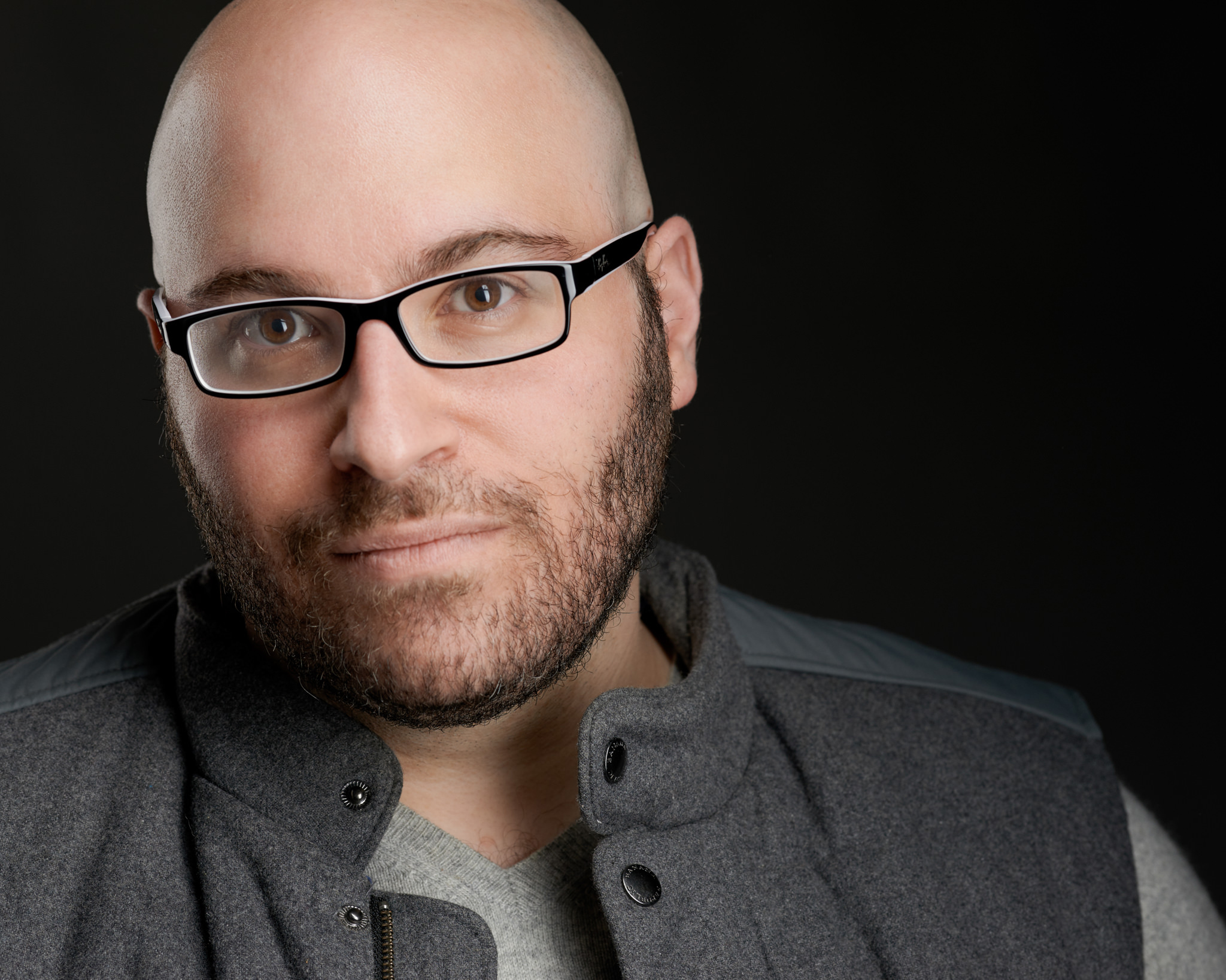 Zackary Ross Headshot