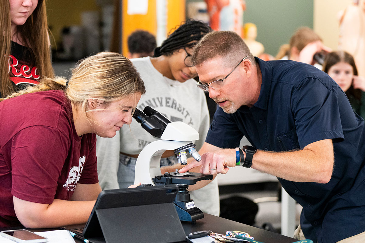 First-year students in lab